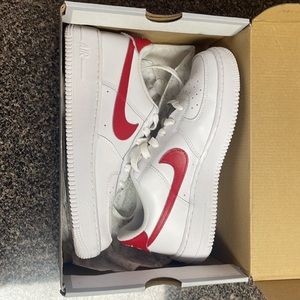 Nike Air Force 1 (GS) - size 6/6.5Y